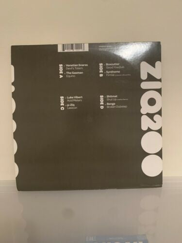 Various : 2OO (2x12", Comp)
