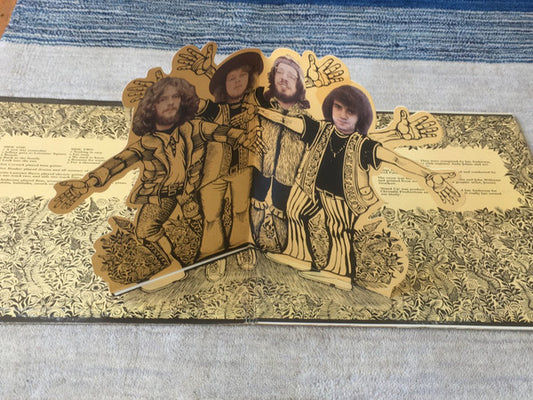 Jethro Tull - Stand Up vinyl record, LP (Very Good Plus (VG+)) | Lulo Records