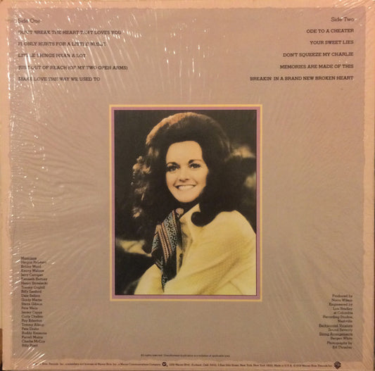 Margo Smith - Don't Break The Heart That Loves You vinyl record, LP (Near Mint (NM or M-)) | Lulo Records