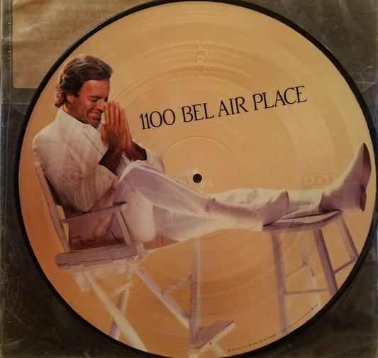 Julio Iglesias : 1100 Bel Air Place (LP, Album, Pic)