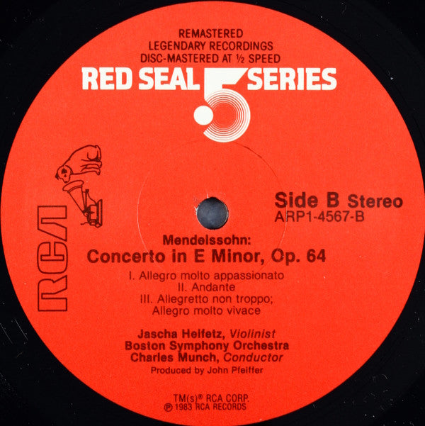 Jascha Heifetz, Pyotr Ilyich Tchaikovsky, Fritz Reiner / Chicago Symphony Orchestra, Felix Mendelssohn-Bartholdy, Charles Munch / Boston Symphony Orchestra : Concerto In D · Concerto In E Minor (LP, Album, Comp, RE, RM)