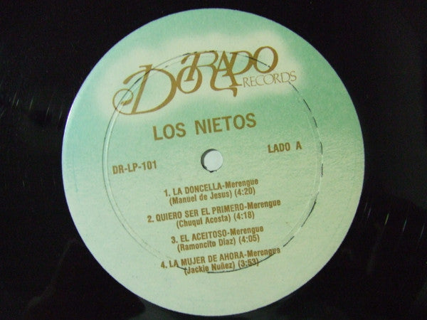 Los Nietos : Y Su Abuelita (LP, Album)