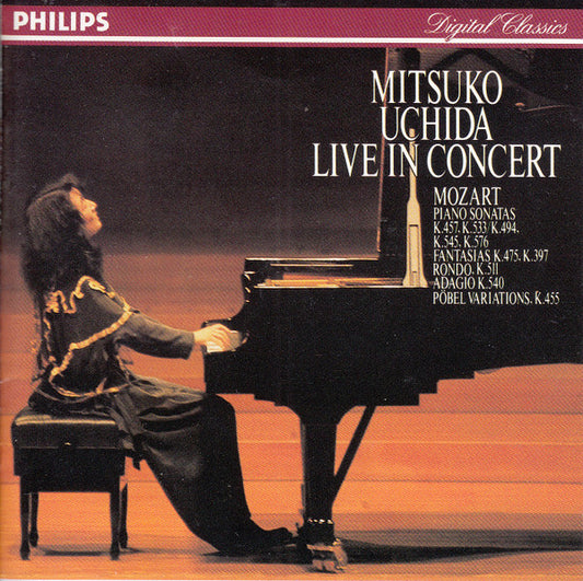 Wolfgang Amadeus Mozart, Mitsuko Uchida : Live In Concert - Piano Sonatas K. 457, K. 533/494, K. 545, K. 576 · Fantasias K. 475, K. 397 · Rondo, K. 511 · Adagio K. 540 · Pöbel Variations, K. 455 (2xCD, Album)