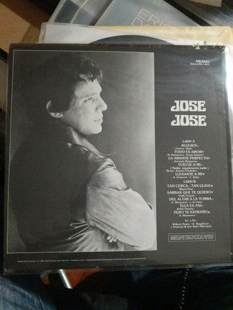 José José : Le Canta... A Los Enamorados (LP, Comp)