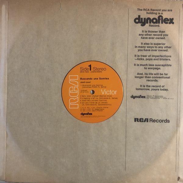 José-José* : Buscando Una Sonrisa (LP, Album, Dyn)