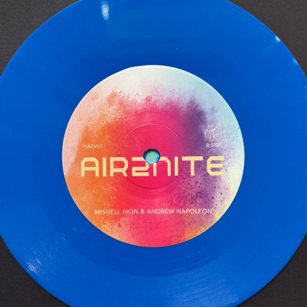Mishell Ivon, Andrew Napoleon (2) : A Million Reasons / Air2Nite (7", Ltd, Blu)